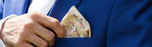 The Do’s and Don’ts of Wearing a Men’s Pocket Square Holder in New York